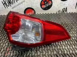 Фонарь задний правый  Honda Accord