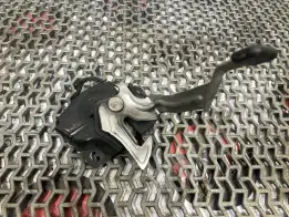 Замок капота  Acura MDX