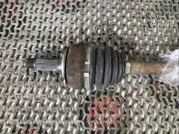 Полуось передняя правая (приводной вал, ШРУС)  Honda FR-V