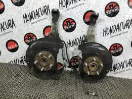 Кулак поворотный левый  Honda Legend
