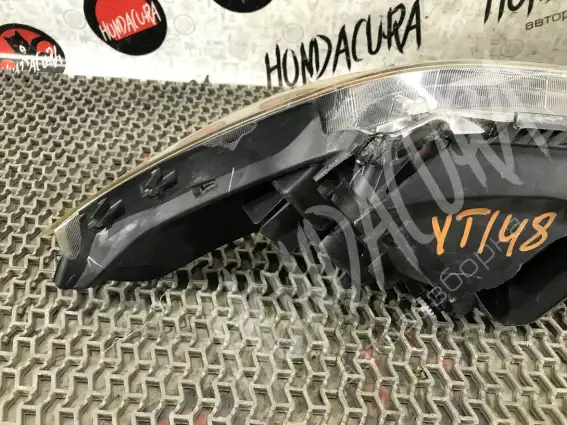 Фото запчасти Фара правая  Honda HR-V