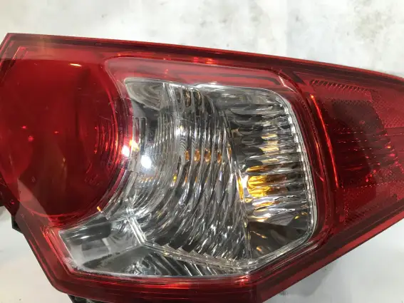 Фото запчасти Фонарь задний правый  Acura TSX