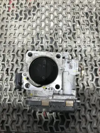 Фото запчасти Заслонка дроссельная 447260-1032 Honda Legend