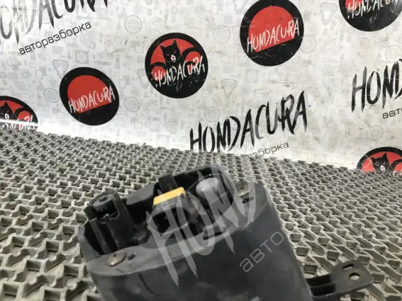 Фото запчасти Фара противотуманная левая  Honda HR-V