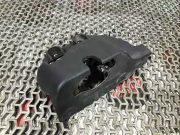 Накладка замка капота  Honda Accord