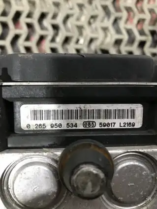 Фото запчасти Блок ABS 57110-SMG-E030-M1 Honda Civic