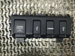 Разъем AUX / USB  Honda HR-V