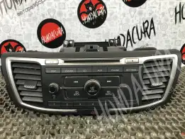 Магнитола  Honda Accord