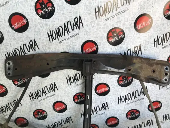 Фото запчасти Балка подвески передняя (подрамник)  Honda Shuttle