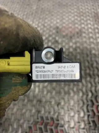 Фото запчасти Датчик удара 77970-SWA-E113 Honda CR-V