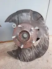 Кулак поворотный левый  Honda Civic